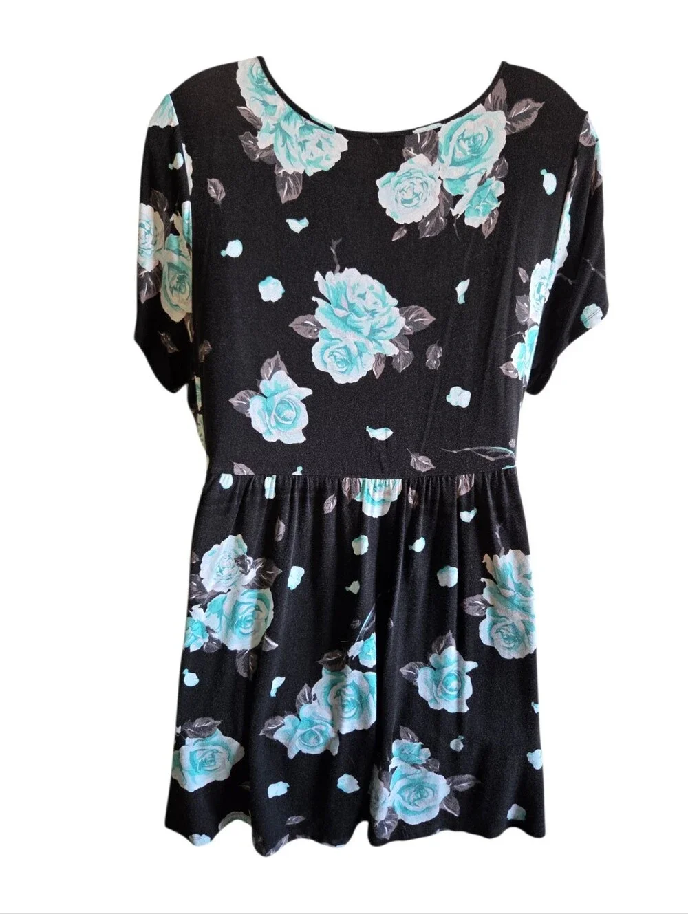Torrid Floral Button Down V-Neckline Short Sleeve Babydoll Top Size 4 Pre-Owned